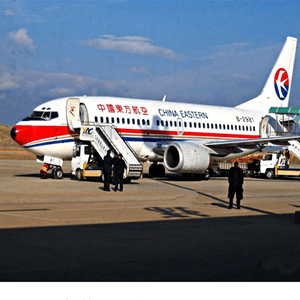 阿拉尔塔里木航空空运航空快运业稳步发展的原因是什么？
